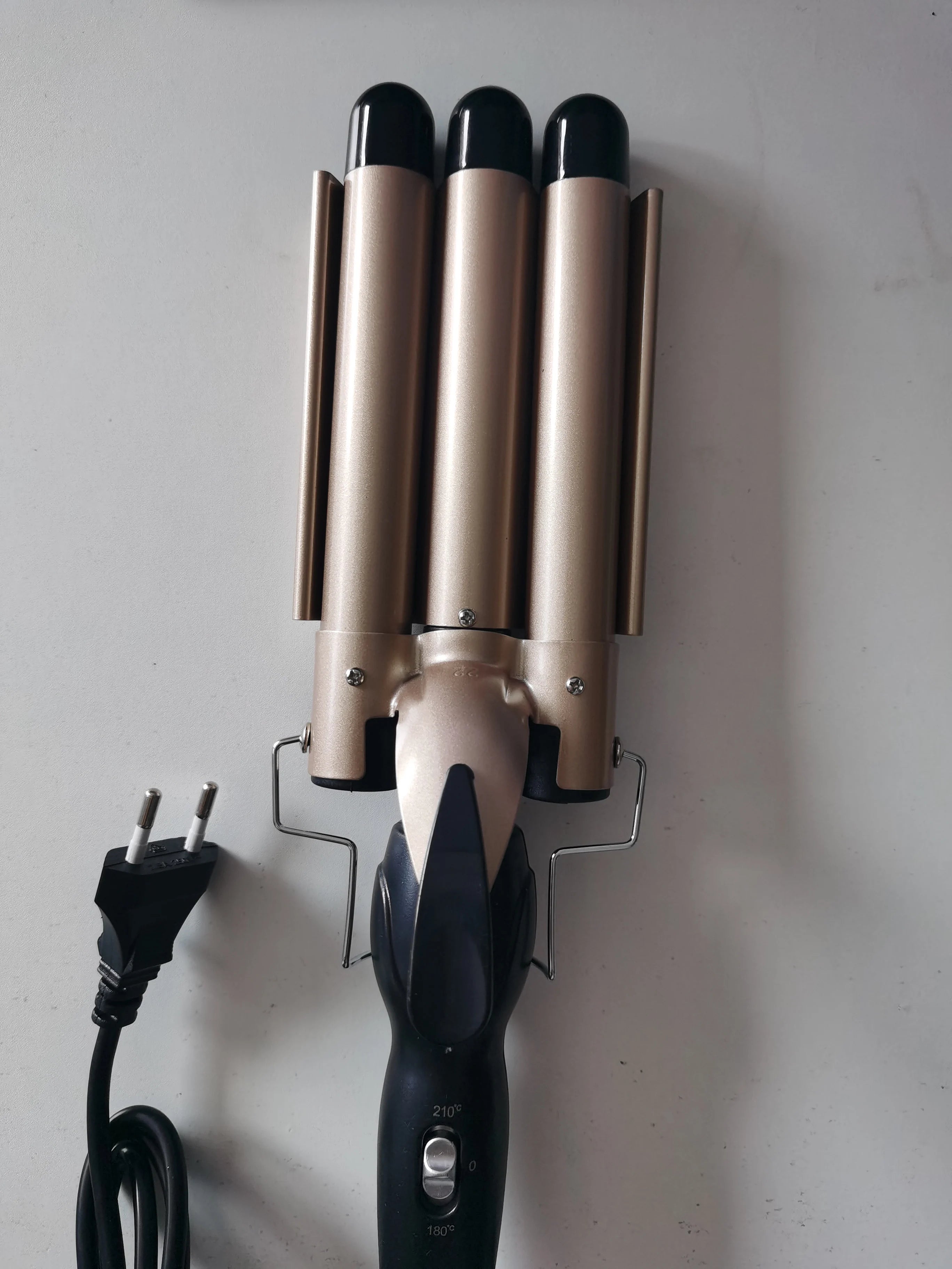 IRUIBEAUTY Professional Hair Curling Iron Ceramic Triple Barrel Hair Curler Irons Hair Styler Hair Waver Styling Tools